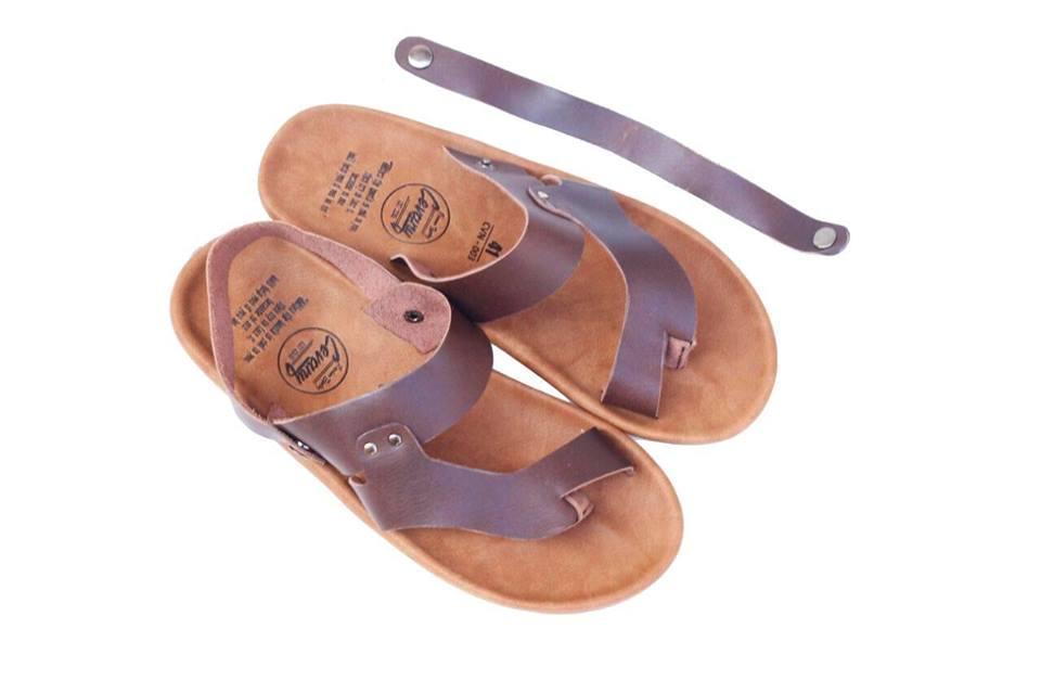 sandal pria / sandal kasual / sandal pria cocok buat main santai / sandal murah dengan kualitas premium