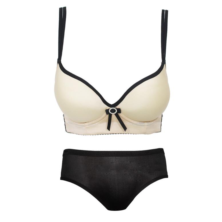 EELIC PDW-16234 CREAM - HITAM 1 Set Pakaian Dalam Wanita Sexy Lingerie Sexy Set Lingerie Bra Tali Punggung Lebar Sexy Glamour Elegan BRA-1620 + Celana Dalam Wanita 3423 Pakaian Dalam set yang nyaman dipakai