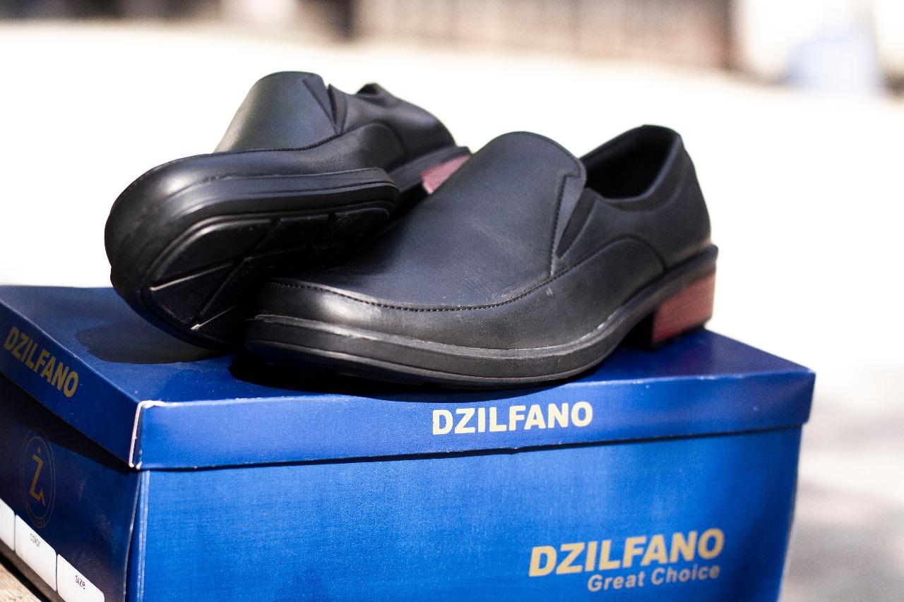 SEPATU DZILFANO PRIA FORMAL DINAS RESMI TUGAS KANTORAN SEPATU KULIT SLOP SEPATU PEJABAT TANPA TALI