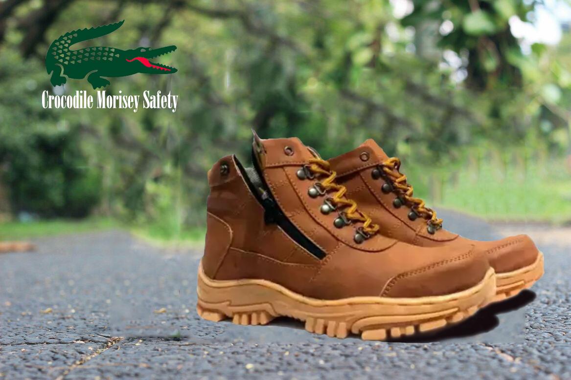 sepatu boots safety gunung hikking tracking crocodile morisey brown sepatu pria