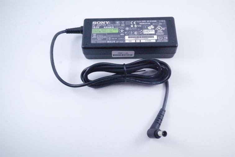 SONY Original Adaptor Charger Laptop Vaio Vgn Fz Series 19.5V 3.9A  (6.4 4.0) + Kabel