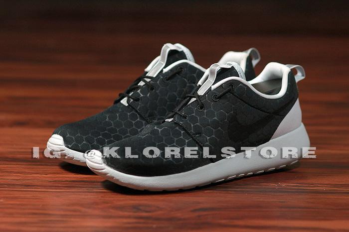 DISKON !! NIKE ROSHE ONE ORIGINAL BLACK WHITE GREY