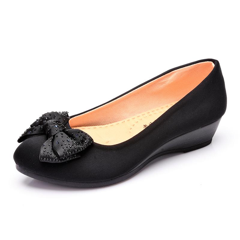 Sepatu Kain Beijing Oleander Musim Semi atau Musim Gugur Karir Pijakan Empuk Non-slip (Hitam)