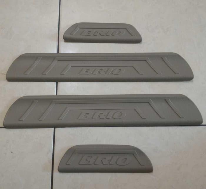 (** free ongkir *(( Sillplate samping / door sill plate Mobil Honda Brio Cream promo/brio