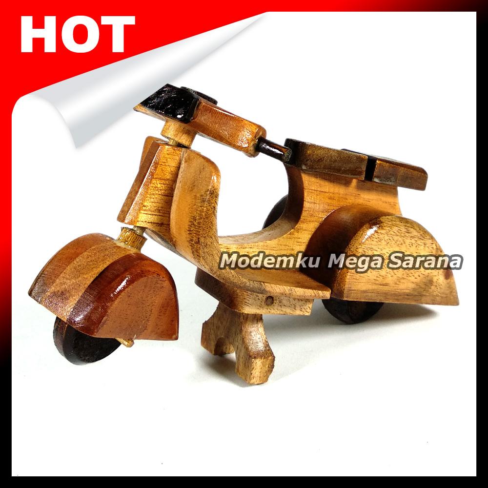 Miniatur Vespa Kayu Antik - Ukuran S Mini 16x7x9 cm