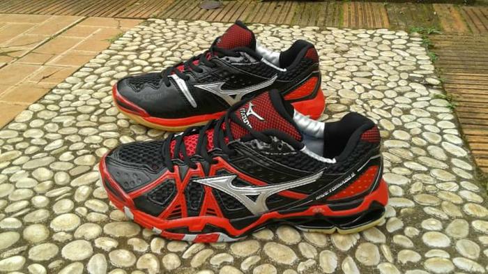 BEST SELLER!!! SEPATU VOLLY BALL MIZUNO WAVE TORNADO9 LOW MADEIN VIETNAM - JIkSBQ