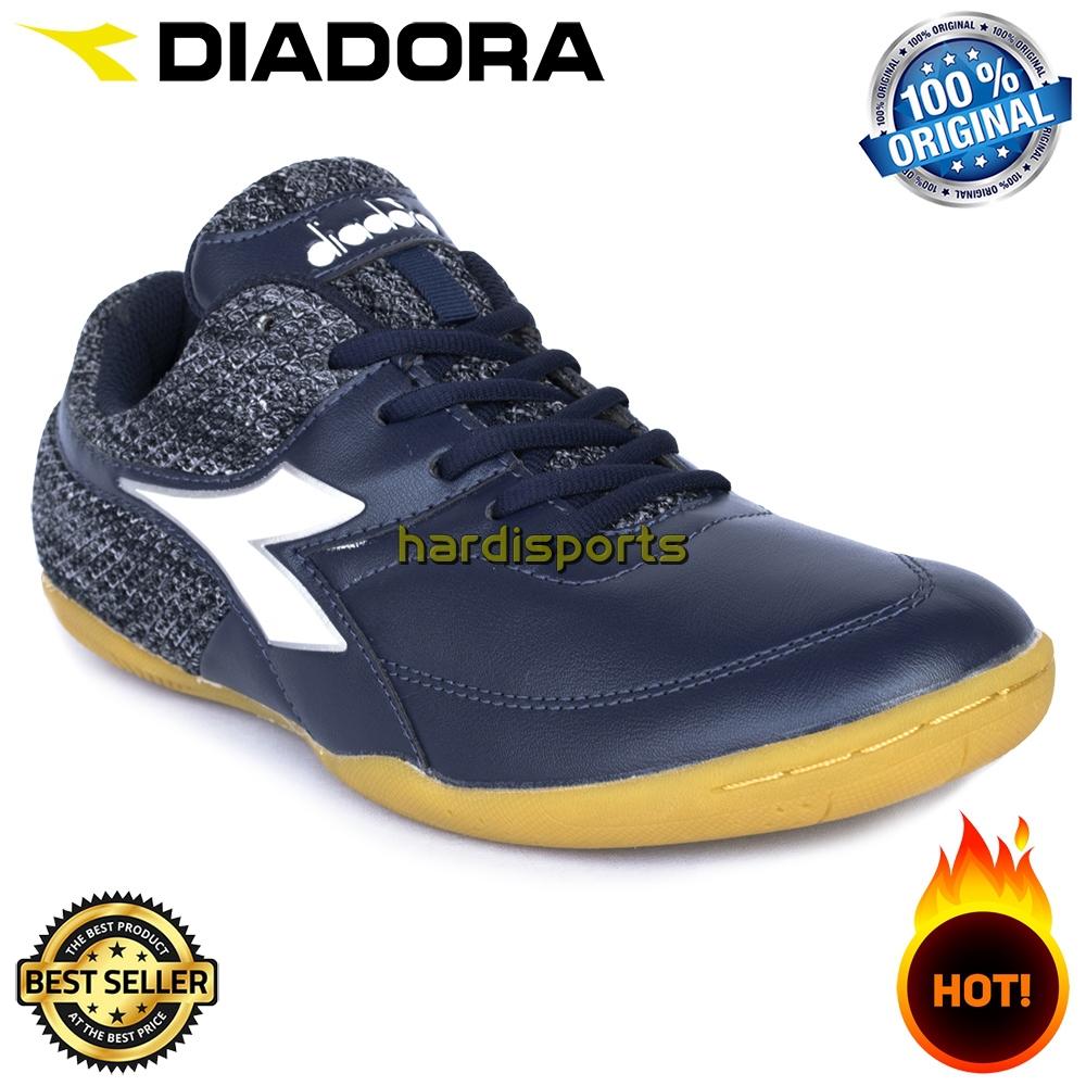 Sepatu Futsal Pria Diadora Lece ID DIAFG80305NV - Navy