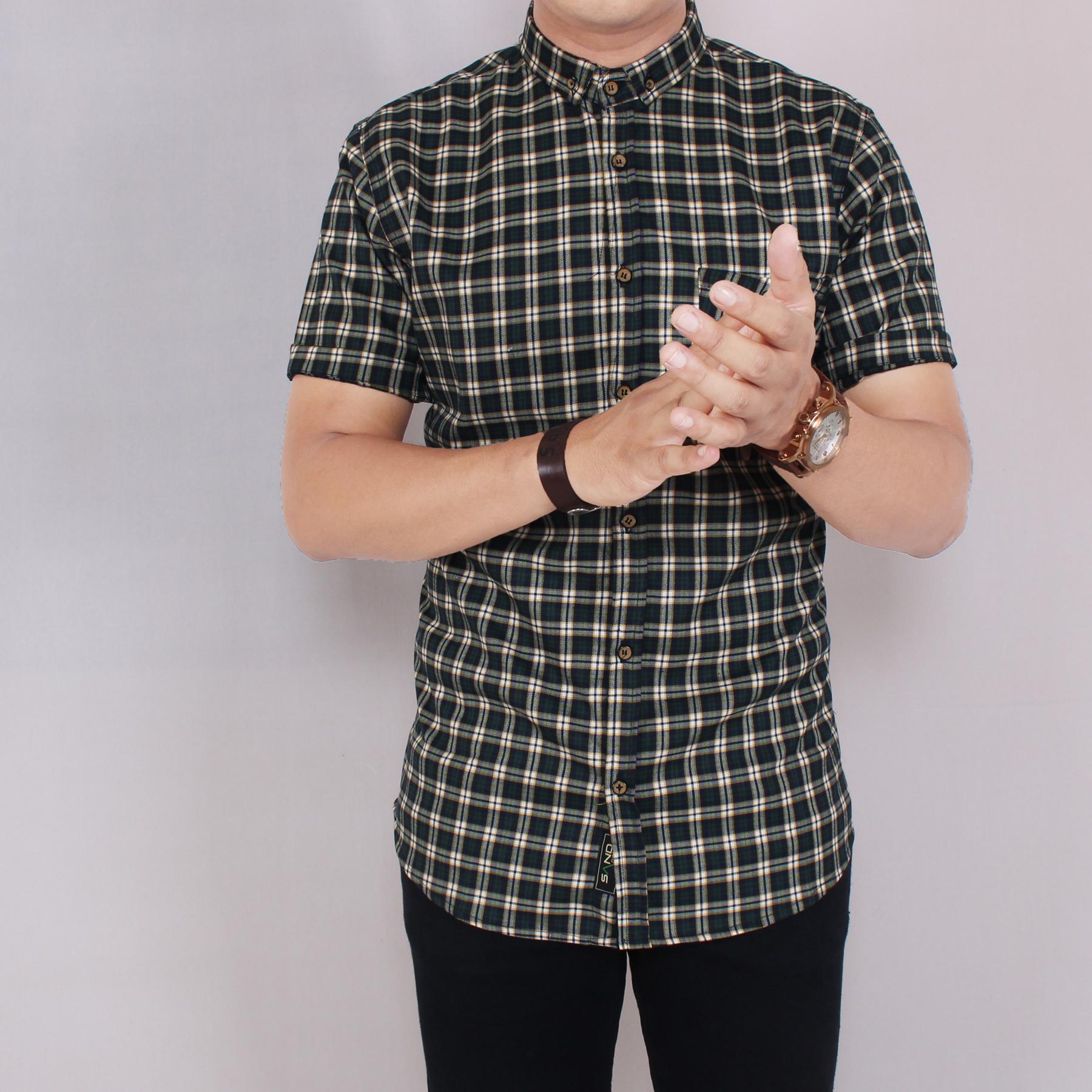 Zoeystore 5737 Kemeja Pria Lengan Pendek Baju Kemeja Polos Exclusive Cowok Kerja Kantoran Motif Green Plaid White