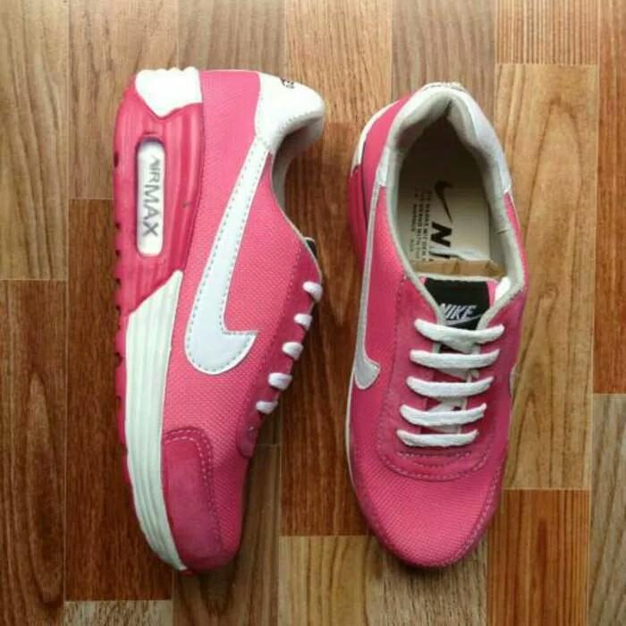 Sepatu sport nike airmax pink