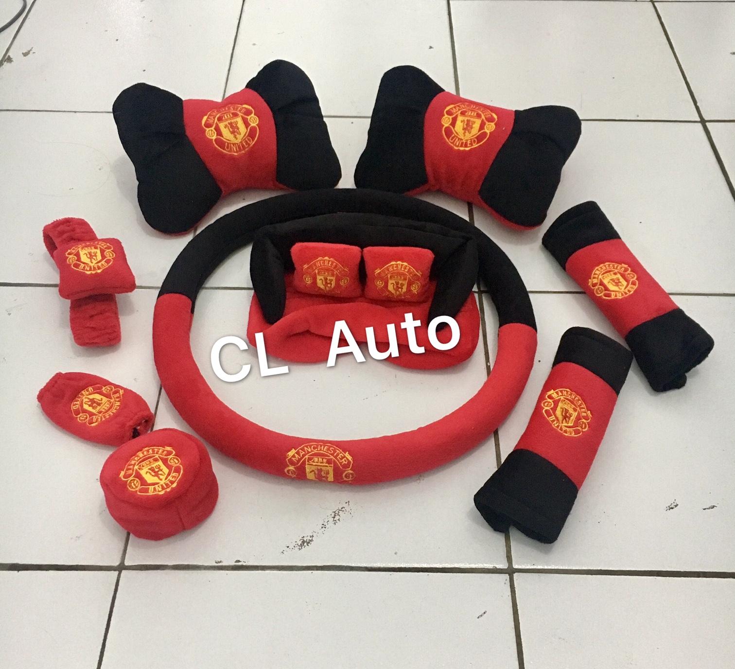 Bantal set mobil 7in1 model MU warna merah / Aksesoris bantal set mobil 7 in 1 murah unik lucu UNIVERSAL / Tempat tissue manchaster united / sarung bantal mobil 9in1 warna red