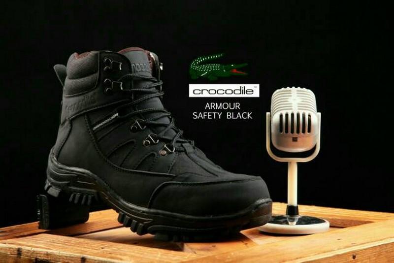 sepatu Boots Safety Gunung Hikking tracking Sepatu bengkel Crocodile murah