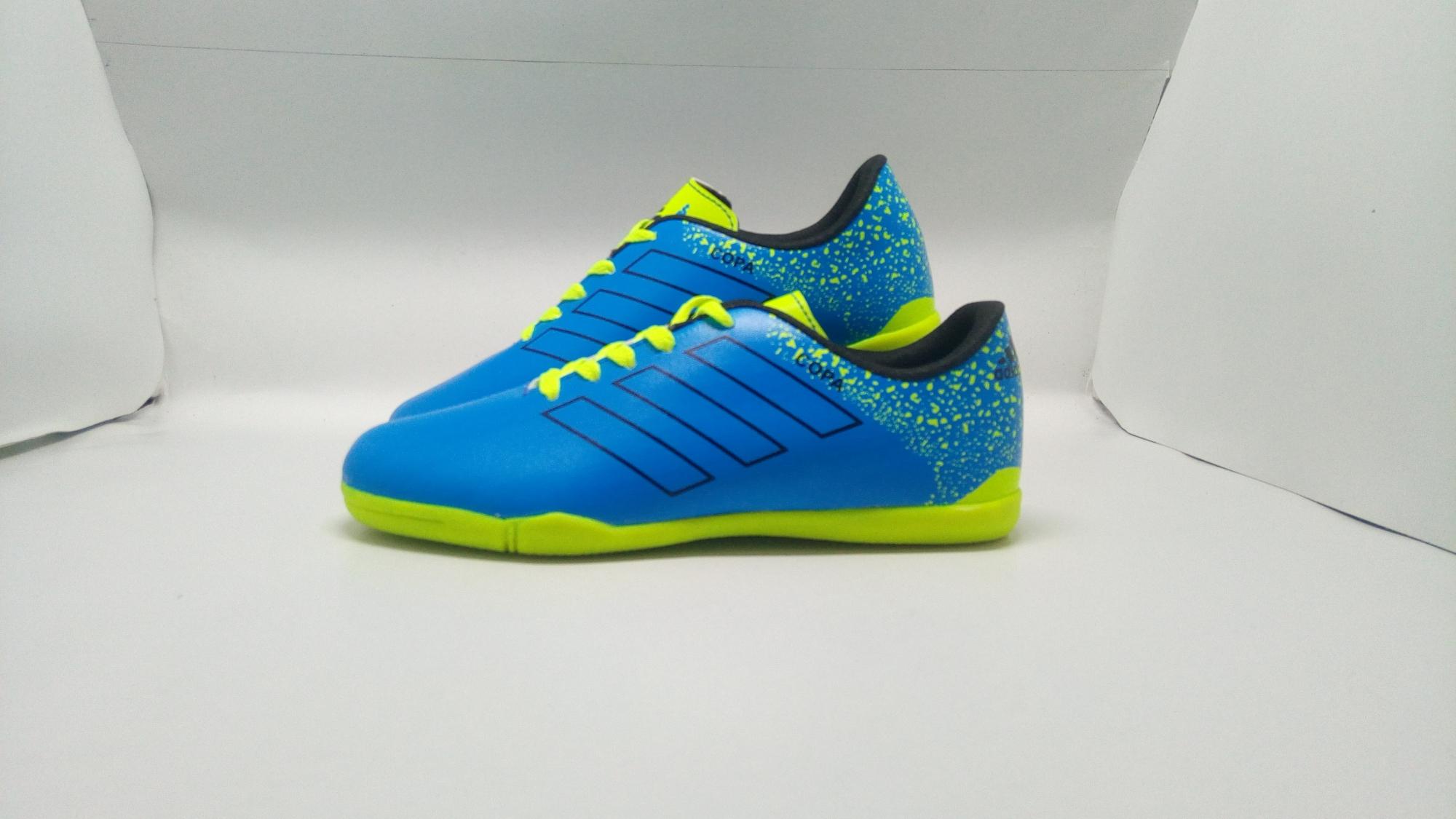 108+ Gambar Sepatu Futsal Keren Terbaik