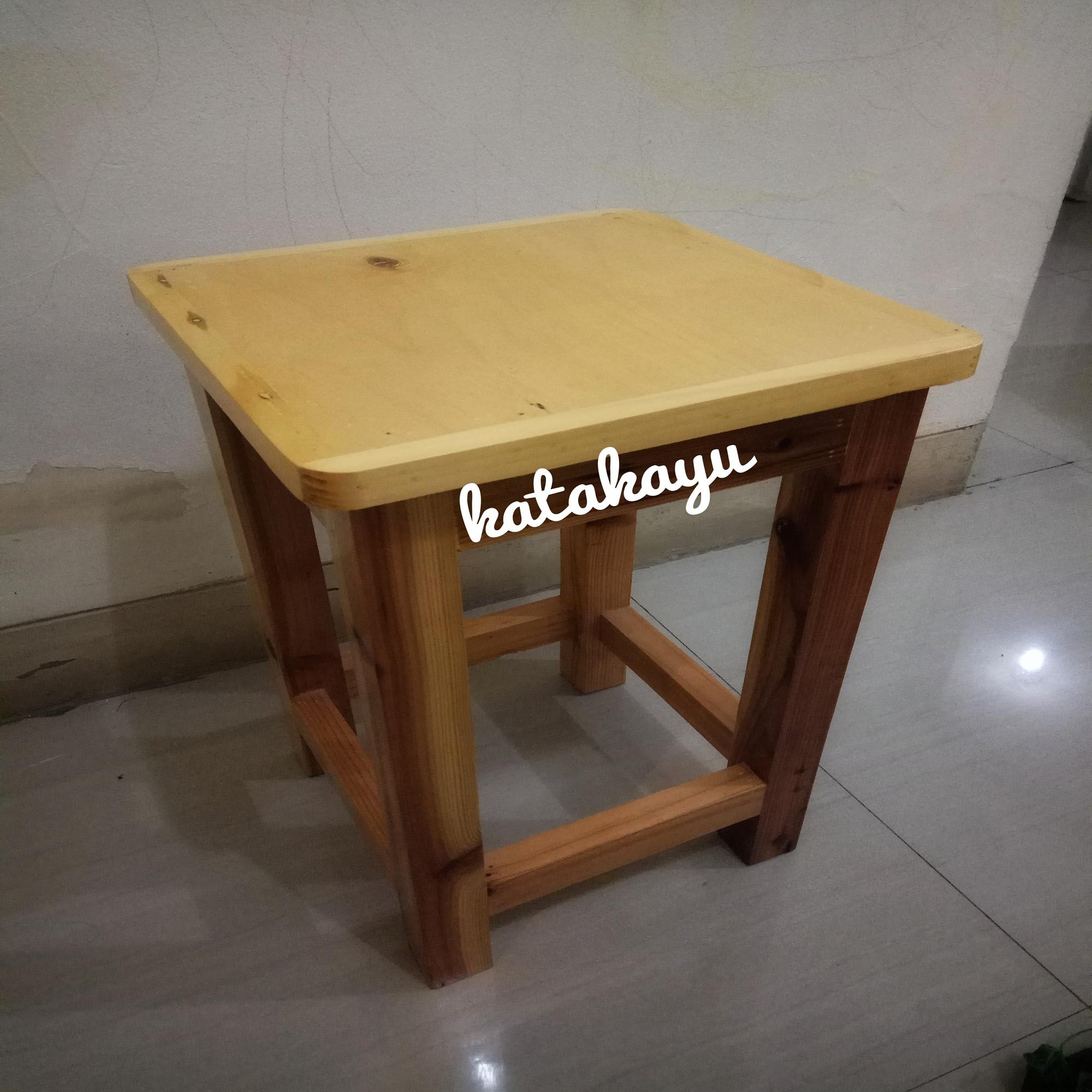 Kursi kayu / kursi makan / kursi duduk / Kursi Cafe serbaguna