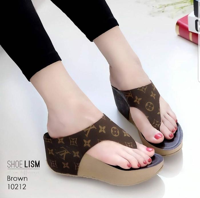Sepatu Sandal Wanita Wedges Lv Hr03