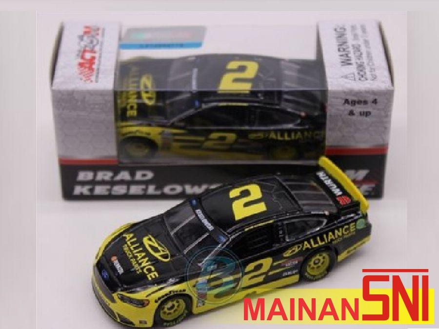 Nascar Diecast Brad Keselowski #2 Alliance Truck Parts Team PENSKE Diecast Mobil Original Disukai Anak
