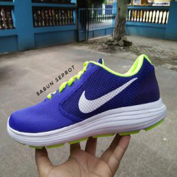 Nike Revolution 3 Racer Blue Original Garansi Sepatu Running