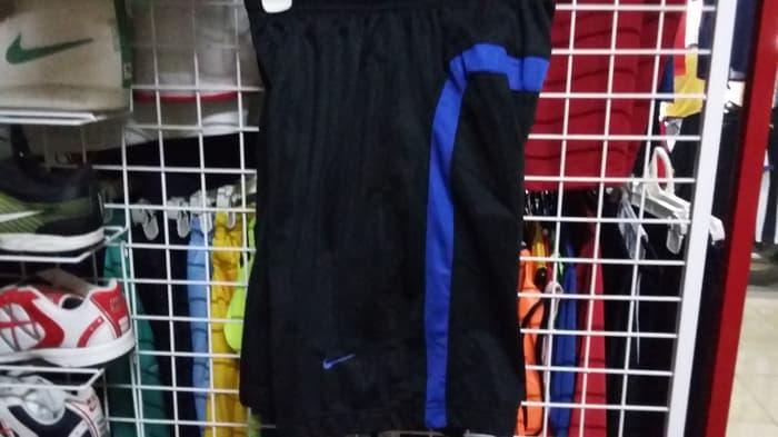 Hemat 10%!! Celana Pendek Bahan Diadora Tebel - ready stock