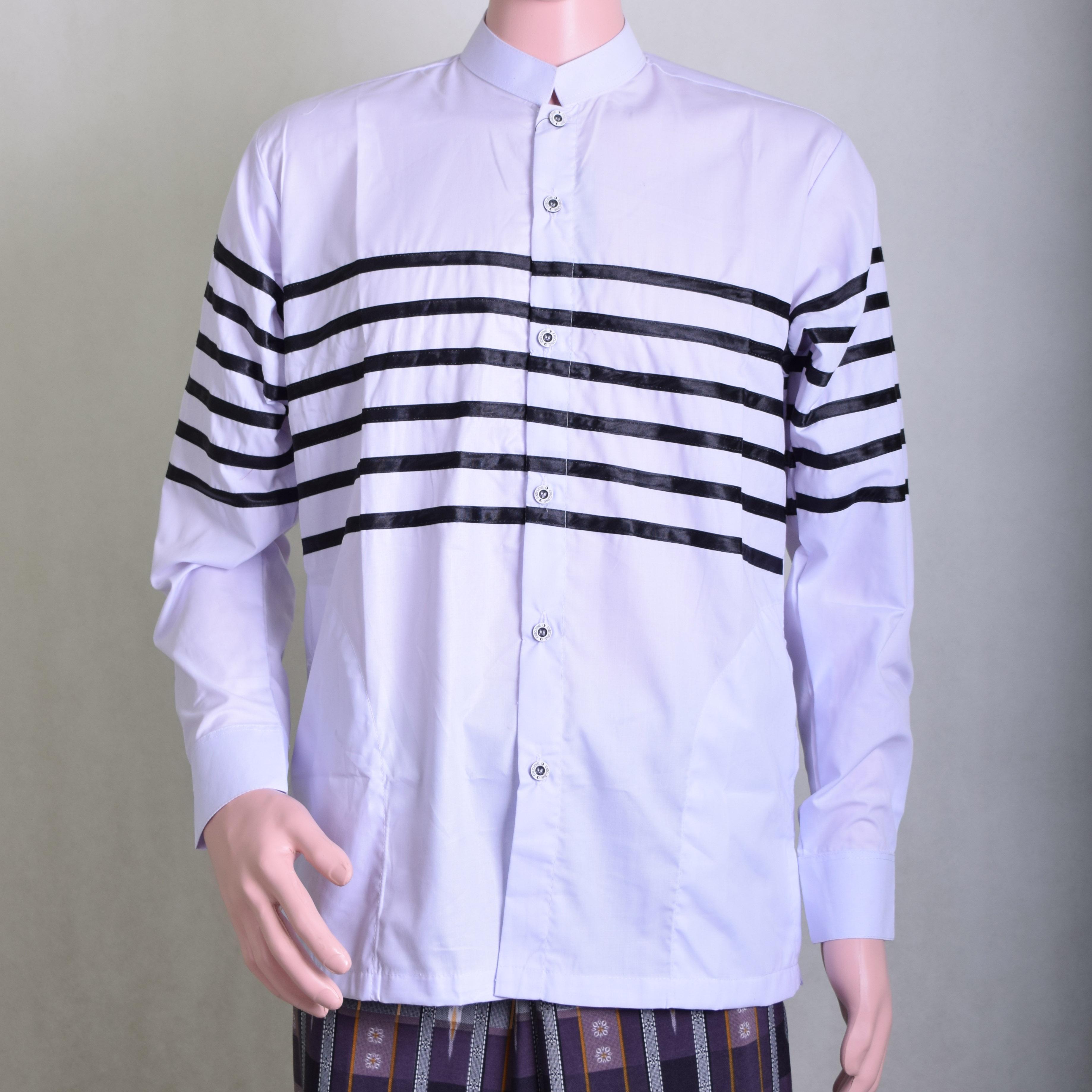 Baju Koko Pria Putih Motif Garis Garis Hitam Keren dan Berwibawa