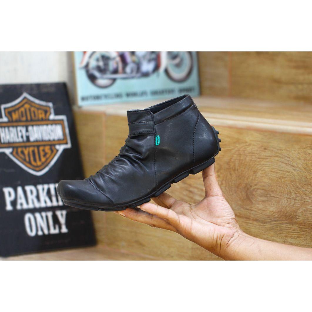 sepatu boots kickers wrinkle zipper kerja formal santai hunting