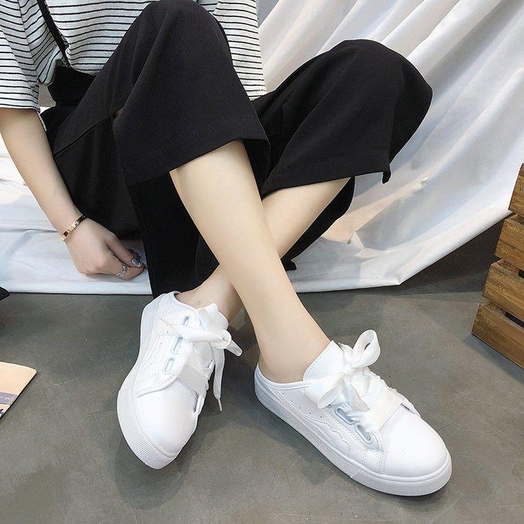 Kets Putih Perempuan Sepatu Tergelincir Wanita Pakaian Luar (Hitam)