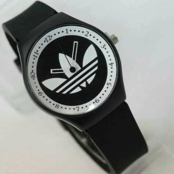 jam tangan adidas