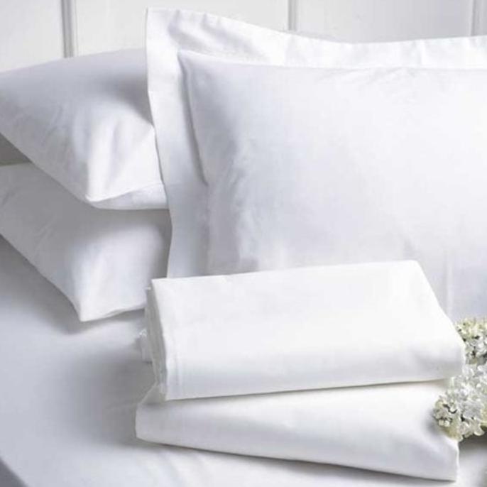 SPREI HOTEL KUALITAS BINTANG POLOS PUTIH CVC200 160X200 T.40 - FGHSGH