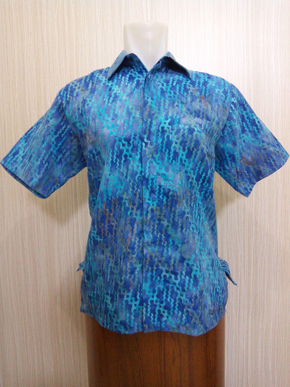 Pakaian Batik Baju Kerja Pria Lengan Pendek Formal Casual Kantor SP372 Biru Arcobaleno Kemeja Batik Casual Lengan Pendek dengan DESAIN EKSKLUSIF dan ELEGAN