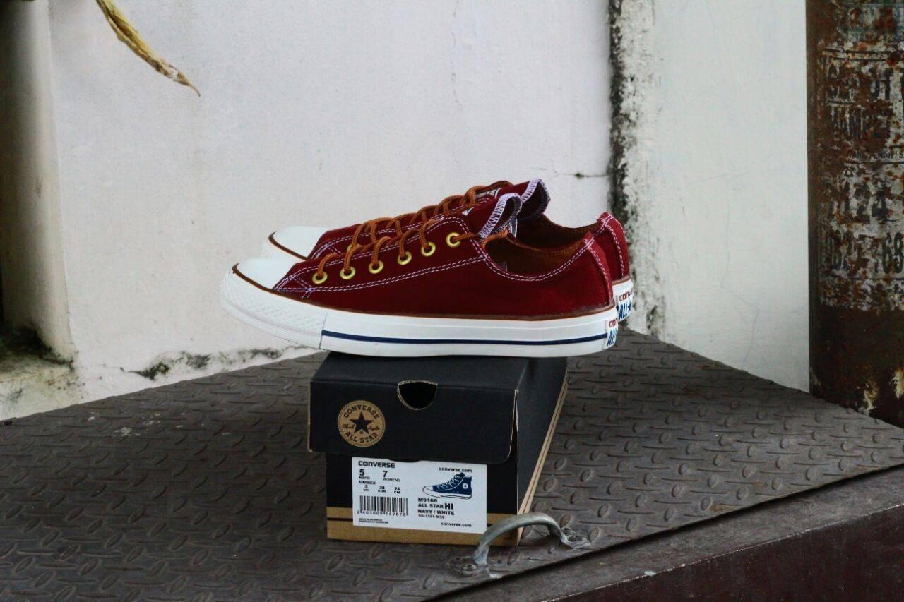 Sepatu Pria Sneakers Converse New Classic Untuk Cowok Sepatu Sekolah Warna Merah Size 39-43