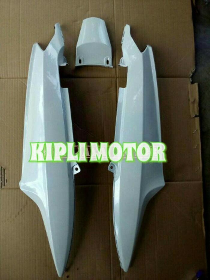 Cover Bodi Samping Yamaha Mio Smeil/ Sporty Putih Lanc Motor