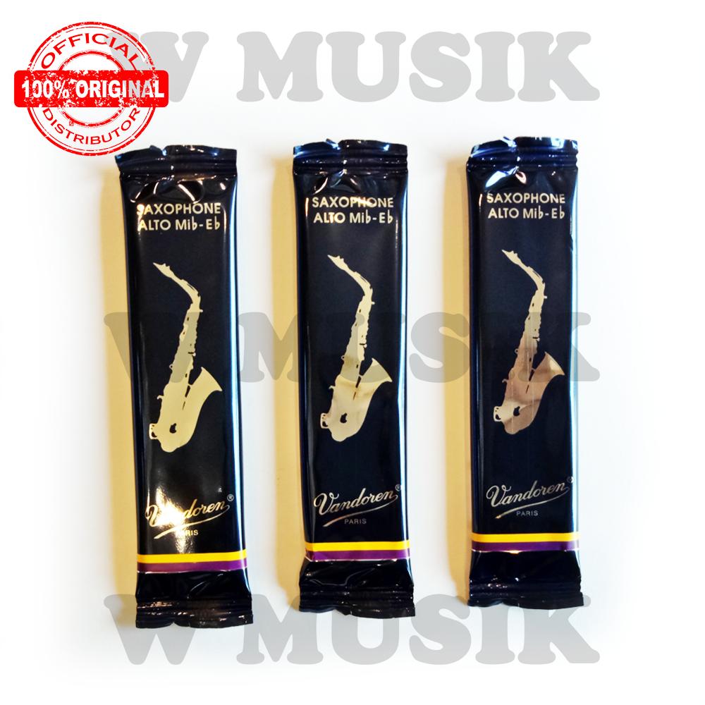 Vandoren Reed Saxophone Alto Traditional 1,5 SR2115FP (3 Pack)