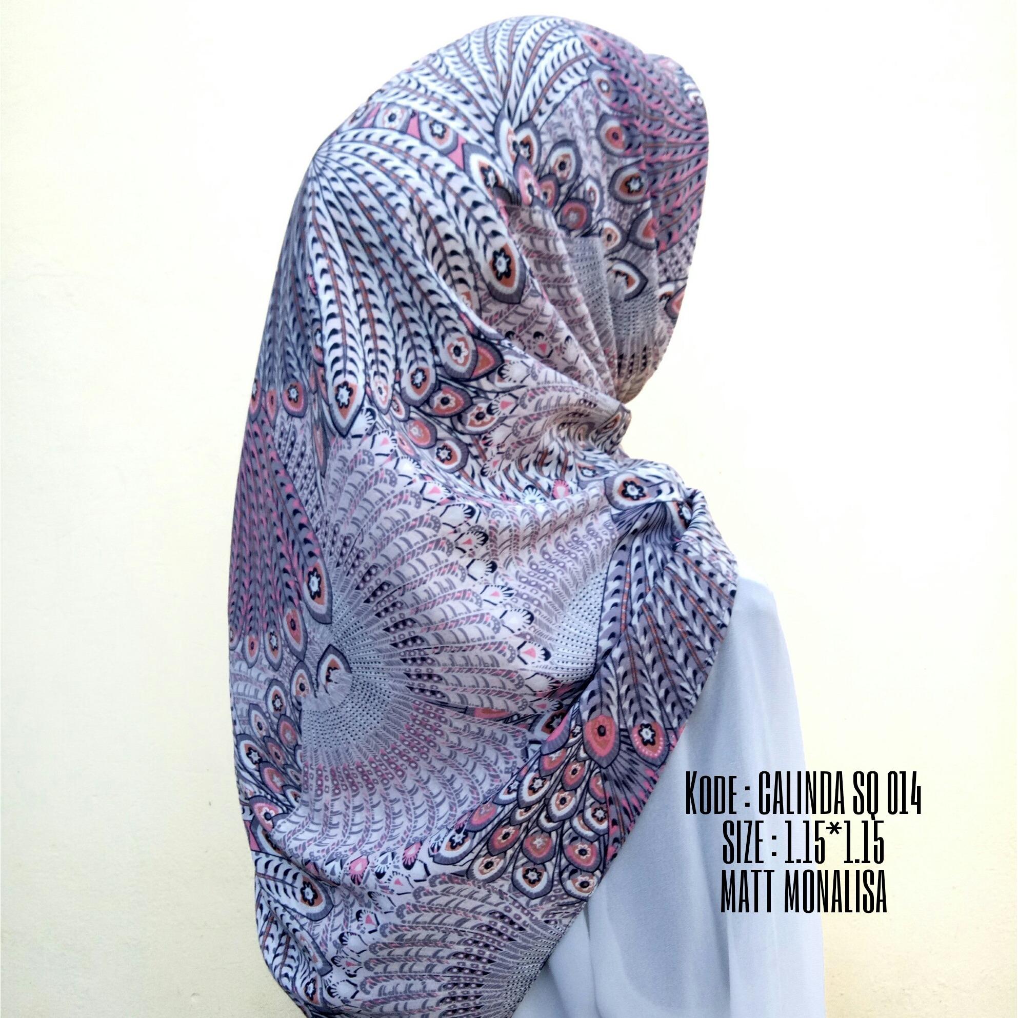 Calinda SQ Merak Jilbab Kerudung Motif Segi Empat Segi Tiga Murah by Nggemesin Hijab