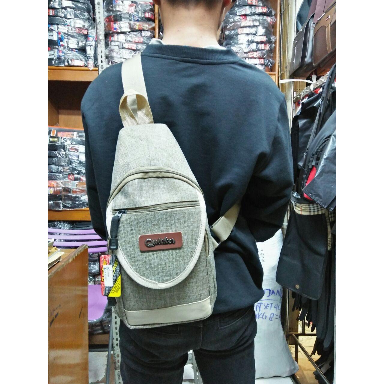 Tas selempang Pria