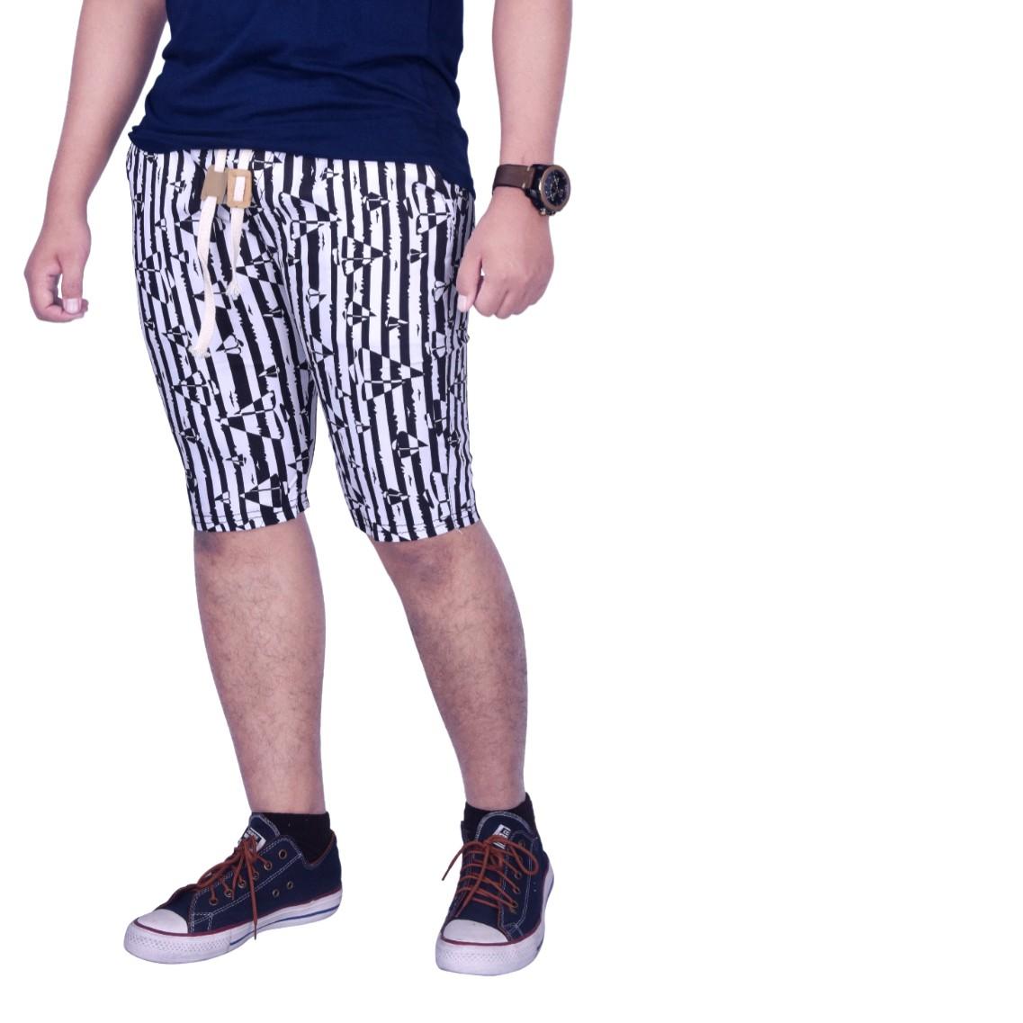 Dgm_Fashion1 Celana Pendek Distro Blaster Black & White / Celana Skinny/Celana Pants/Celana Santai/Celana Casual/Celana Motif/Celana Polos/Celana Pria/Celana Cino/Celana Pantai/Celana Denim/Celana Jeans NX 5566