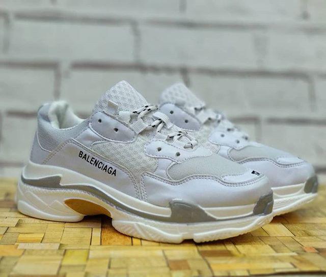 Murah - Balenciaga triple s import /