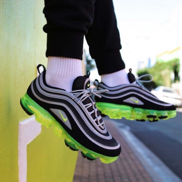 Jual vapormax 97 Terbaru | Lazada.co.id