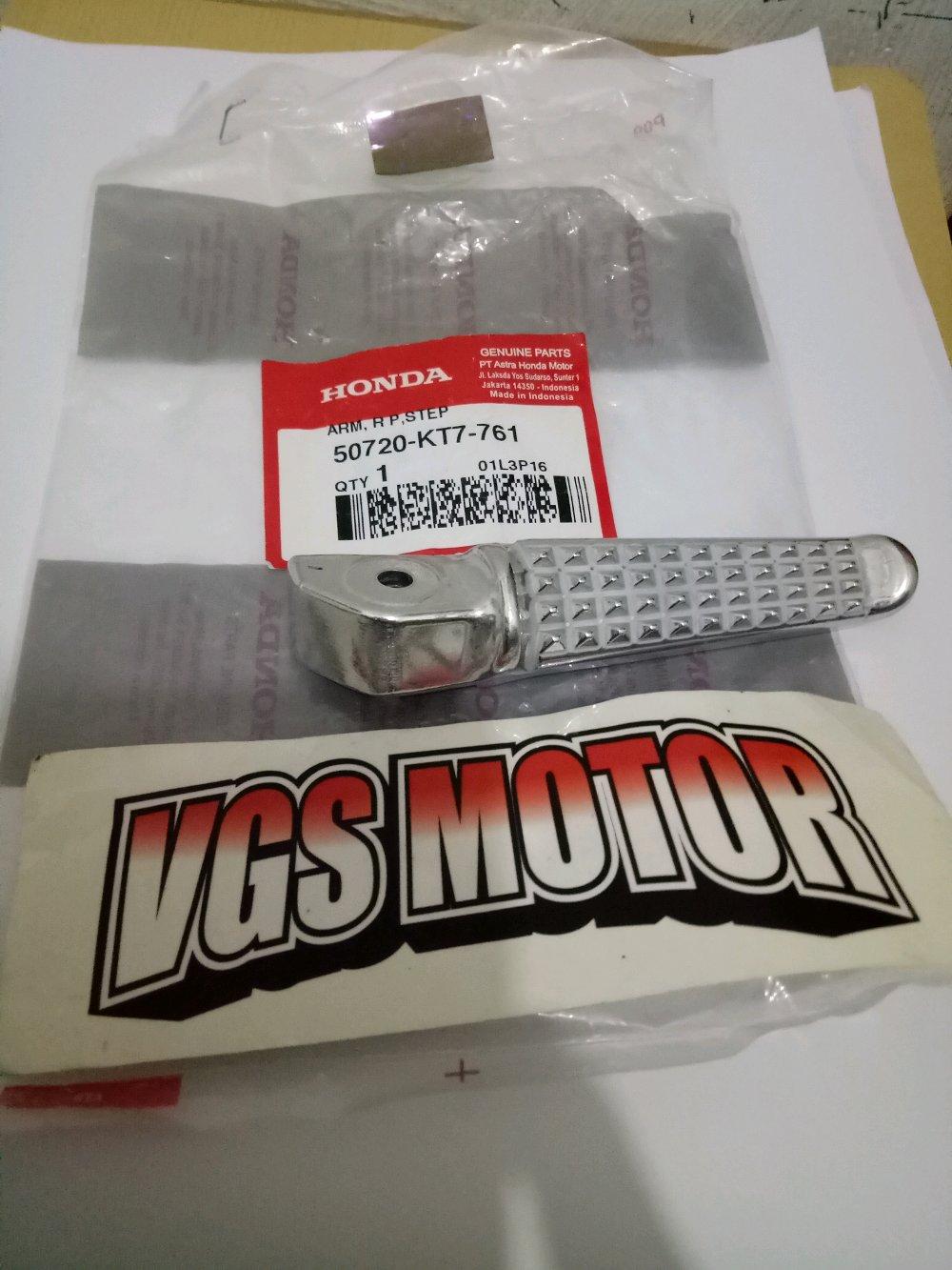 Footstep Belakang Kanan Honda CBR150 K45G FACELIFT - NEW CB150R - CB150R OLD - SONIC 150R - SUPRA GTR 150