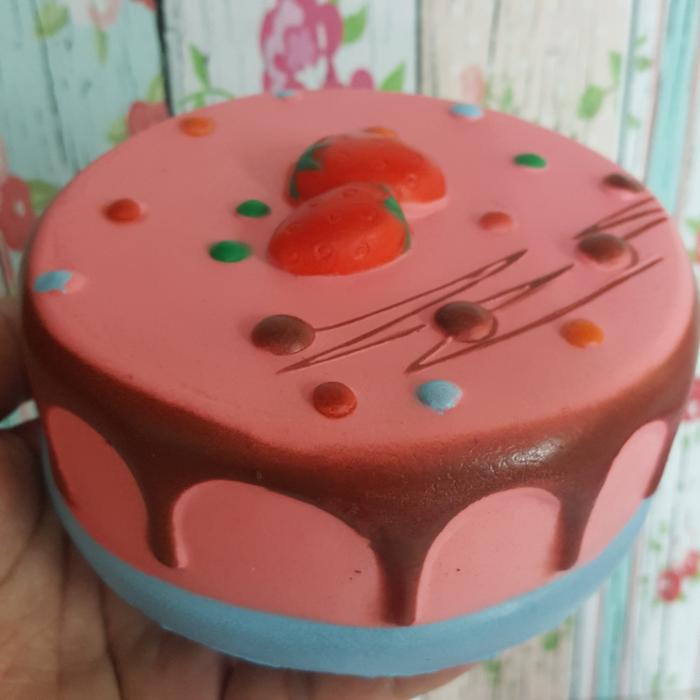 TOP PRODUK - Squishy Murah Strawberry Cake Replica Mojely / Birthday Cake - SQUISHY MURAH - SQUISHY LUCU - SQUISHY IMUT - SQUISHY BENTUK MAKANAN - SQUISHY BENTUK KUE STROBERI - 1 PCS - TERLARIS