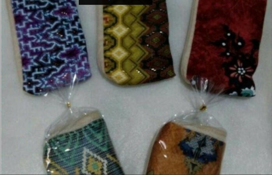 souvenir pernikahan sovenir dompet batik hp bagus murah unik banget