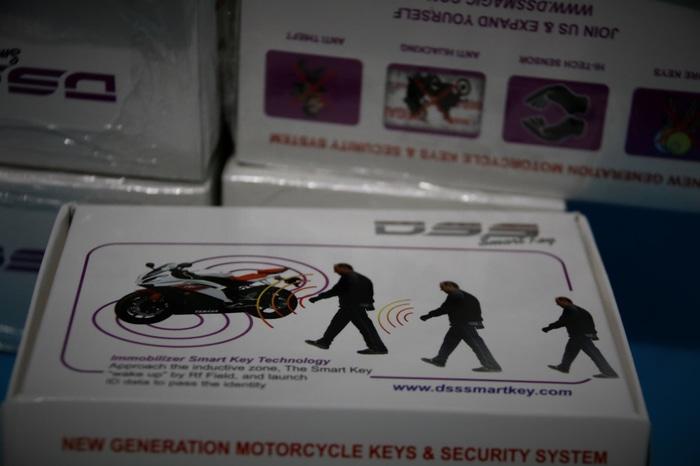 Alarm Imobilizer DSS Smartkey PnP Yamaha Nmax | ( gembok alarm motor anti maling koper sepeda pagar cakram kinbar kode tas mobil clock rumah sensor gerak pintu digital remote lock bht ) |