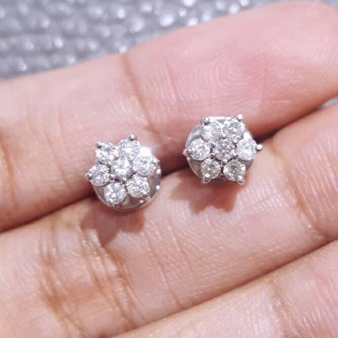 Anting berlian eropa ikat Emas Putih 75 %