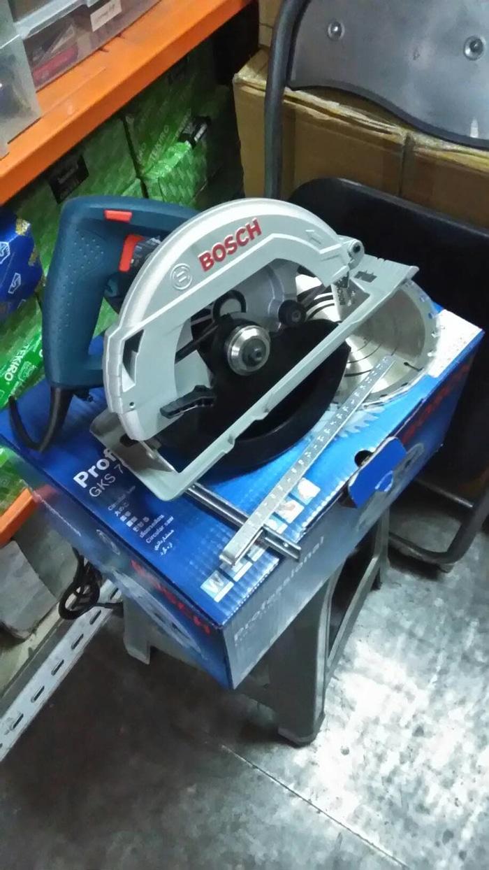 Promo Mesin Gergaji Potong Kayu / Circular saw Bosch 7