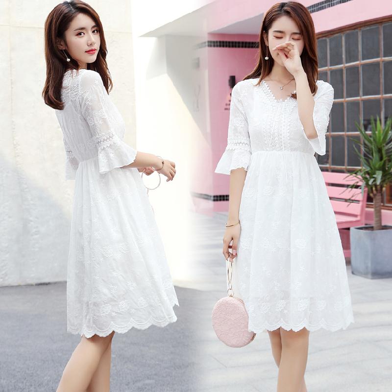 Dewi Rok Pantai Sama Model With Artis Gaun Kecil Jersey Rayon Terlihat Langsing (Putih)