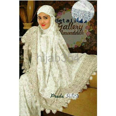 Mukena Prada Warna putih polos Tersedia Algani Parasut Terusan Couple Bordir Ponco Dewasa Bali ()