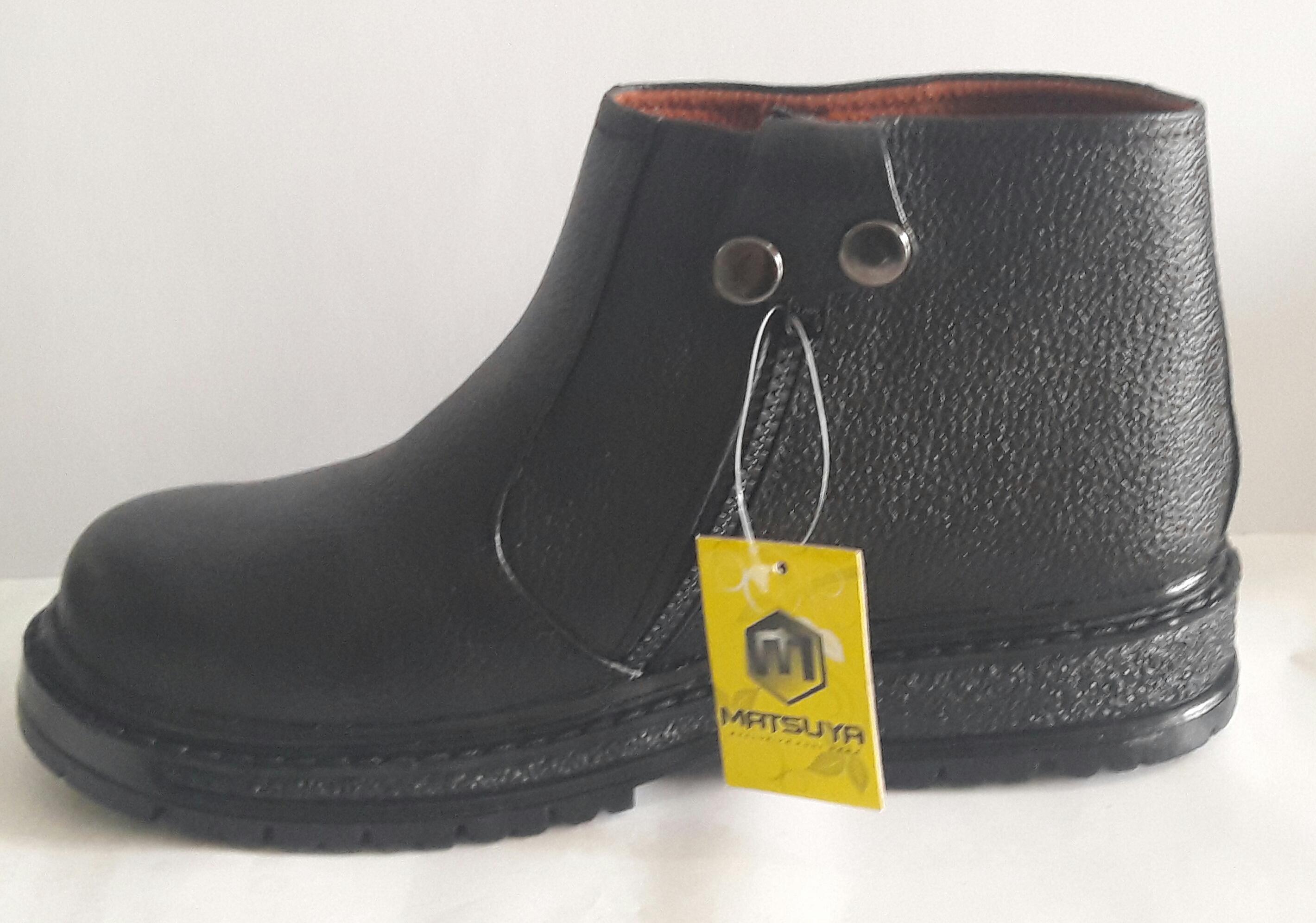 Harga Sepatu Phantom terbaru – Produk Laris Indonesia Sepatu Safety Matsuya SFT 05 Phantom warna Black