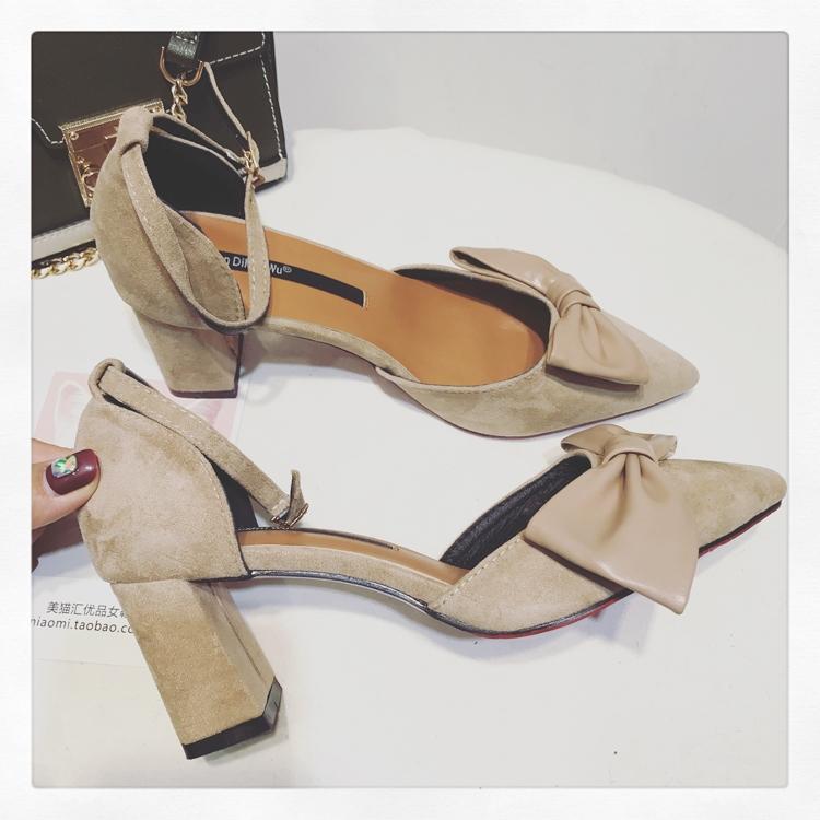 Sandal Musim Panas Sepatu Hitam Perempuan Musim Semi atau Musim Panas (Bata Merah)