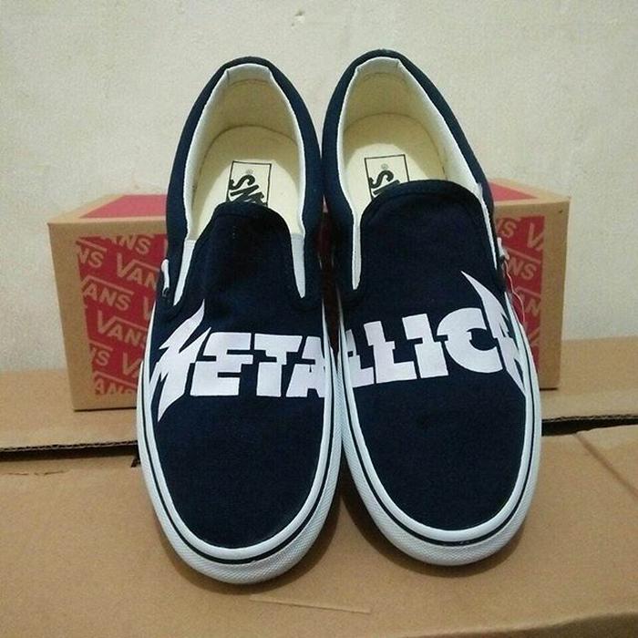 BEST SELLER!!! Vans slip on metallica / sepatu cowo / kado cowo / sepatu fitness - Ztbkw5