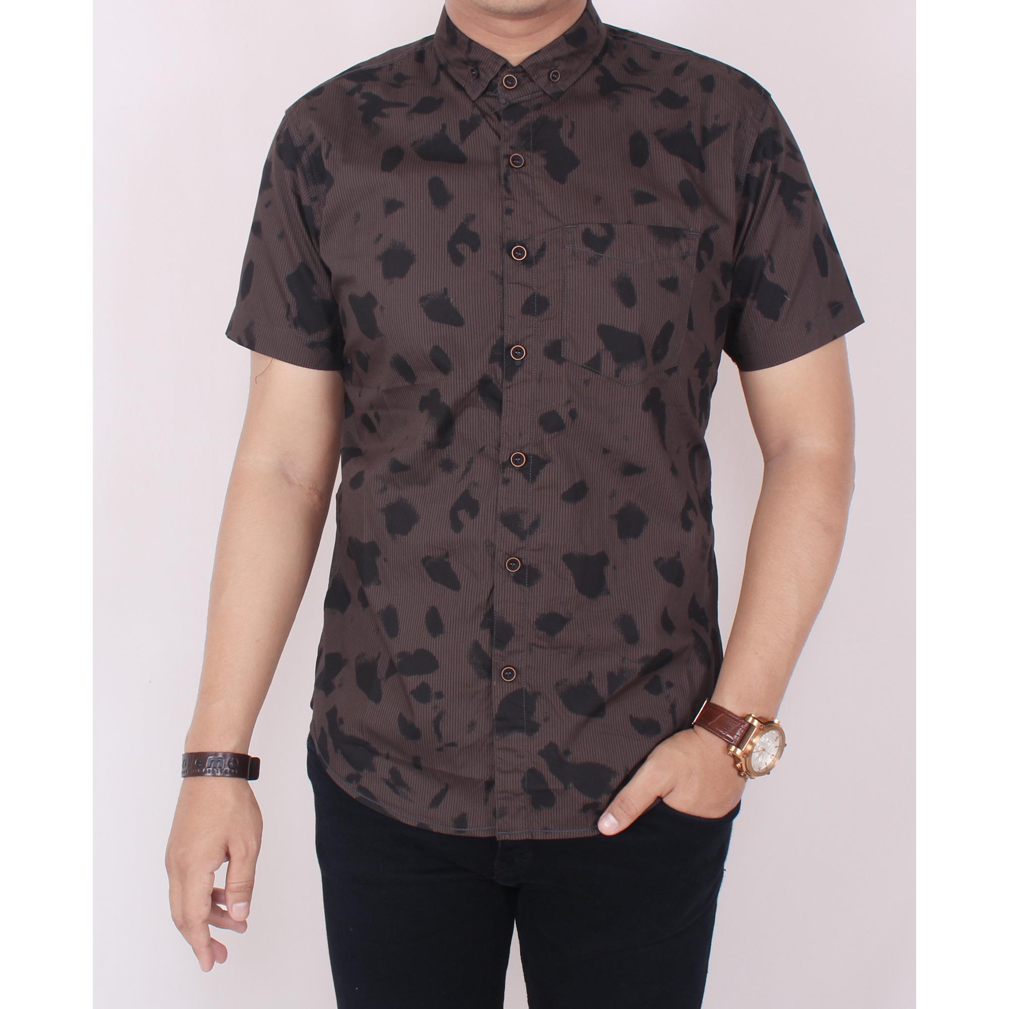 Zoeystore 5500 Kemeja Printing Pria Lengan Pendek Exclusive Baju Kemeja Print Cowok Kerja Kantoran Kemeja Distro Brown