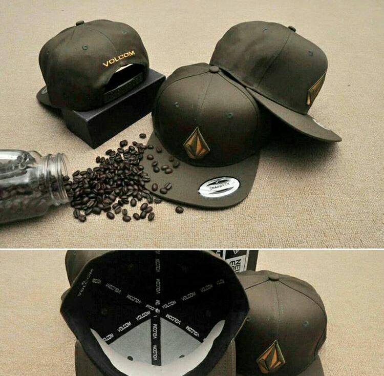 Topi snapback volcom import