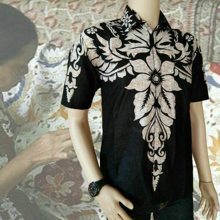 Kemeja Batik Pria Lengan Pendek Exclusive Terlaris