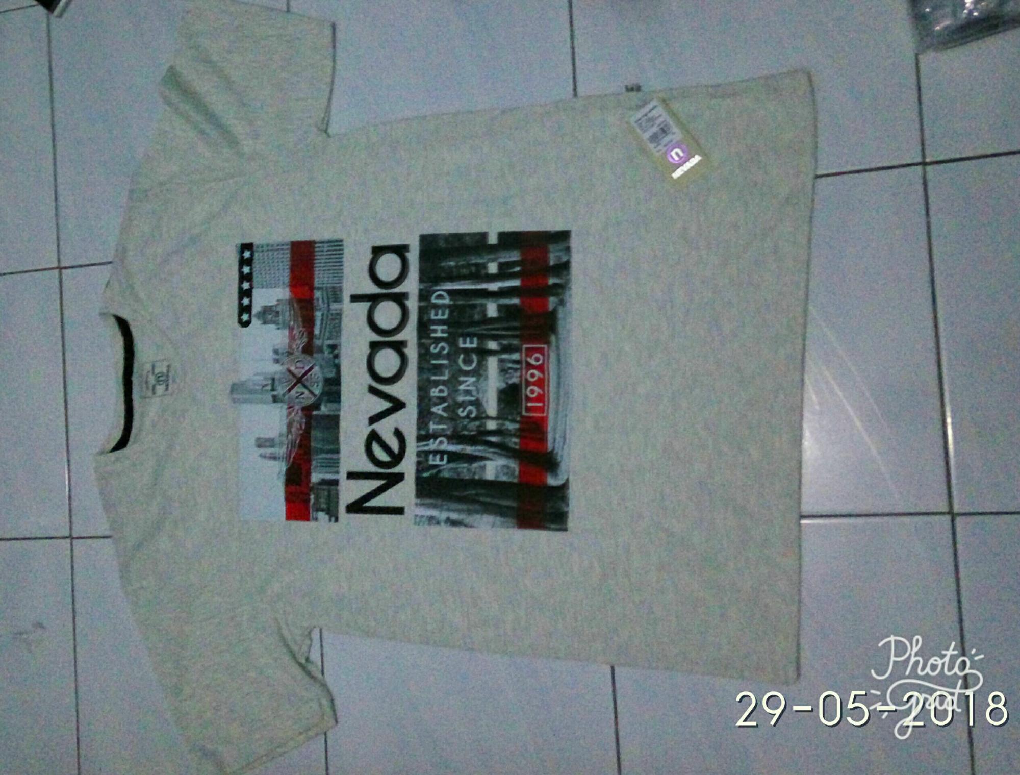 Kaos pria nevada XL